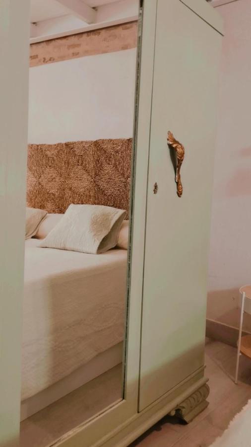 Apartamento La Teja-Parking Privado Apartment Carmona  Exterior foto